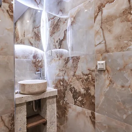 Lejlighedshotel Porto Santo Yerolimin