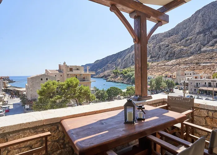 Aparthotel Porto Santo Yerolimin